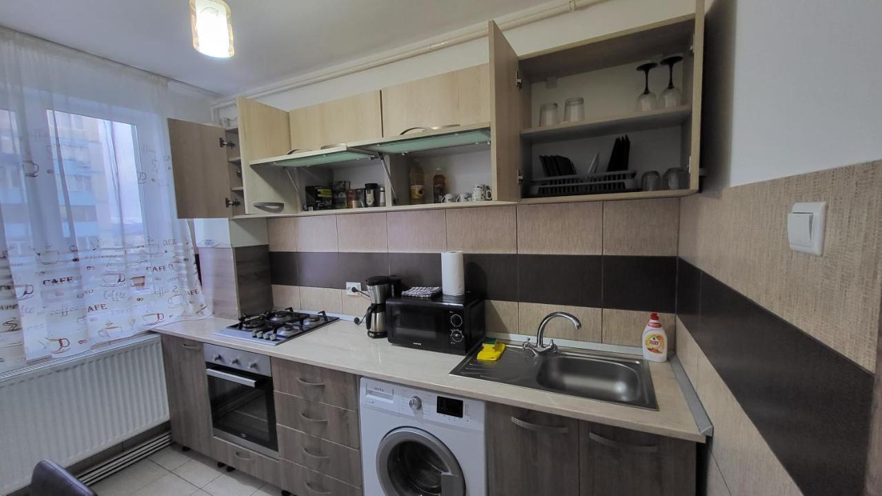 Apartament Navi Onesti Exterior foto